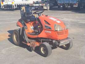 Kubota T2080 - picture0' - Click to enlarge