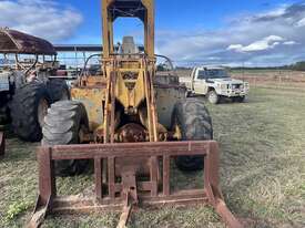 MASSEY FERGUSON 44 LOADER - picture0' - Click to enlarge