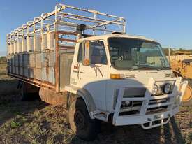 1984 ISUZU JCR500 BODY TRUCK WITH STOCK CRATE - picture1' - Click to enlarge