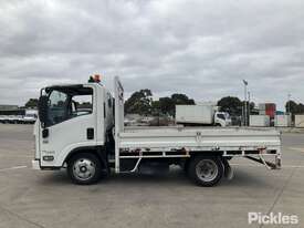 2016 Isuzu NLR 45-150 Table Top - picture2' - Click to enlarge