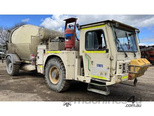 caption 2011 NORMET UTIMEC LF600 AGI TRUCK