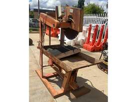 CLIPPER ELECTRIC BRICK SAW - picture2' - Click to enlarge