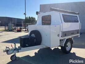 2021 Custom Single Axle Camper Trailer - picture0' - Click to enlarge