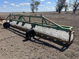 8M Shielded Sprayer  - picture1' - Click to enlarge