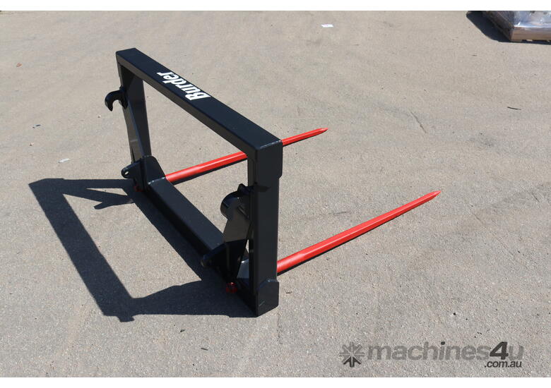 caption Burder 'Titan' Series Round Bale Fork with Euro Hitch + 2 x 1240mm long tines
