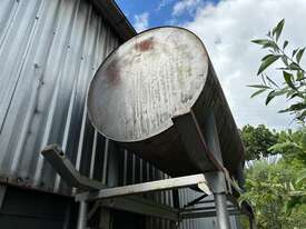 2000L OVERHEAD DIESEL TANK ON STAND - picture0' - Click to enlarge