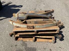 Truck Springs - picture0' - Click to enlarge