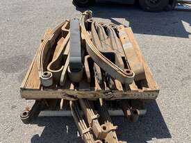 Truck Springs - picture0' - Click to enlarge