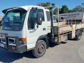 Isuzu NQR 450 - picture1' - Click to enlarge