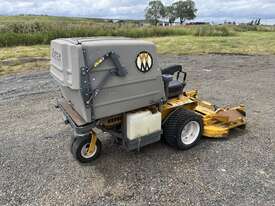 2014 Walker Ride on Mower MT25I-11 25HP - picture2' - Click to enlarge