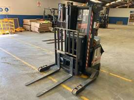 Crown SHR 5500 Series Walk Behind Forklift - picture1' - Click to enlarge