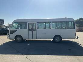 2000 Toyota Coaster 50 Series Bus - picture2' - Click to enlarge