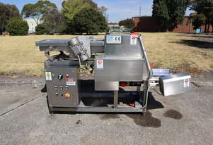 Strawberry Fruit Vegetable 6 Channel Slicer - Turatti