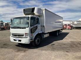 2010 Mitsubishi Fighter FN600 Refrigerated Pantech - picture1' - Click to enlarge