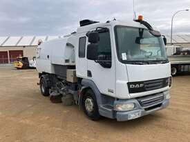 2010 DAF LF45 Street Sweeper (Dual Control) - picture0' - Click to enlarge