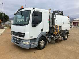 2010 DAF LF45 Street Sweeper (Dual Control) - picture1' - Click to enlarge
