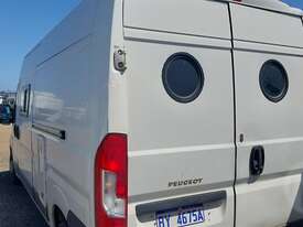 Peugeot Boxer - picture1' - Click to enlarge