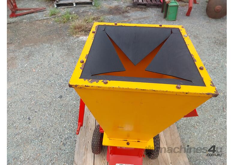 caption CARAVAGGI PTO Mulcher bio 100
