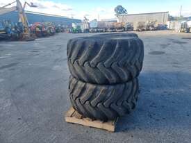 4 x Tyres - Unreserved - picture1' - Click to enlarge