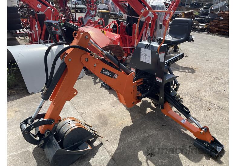 caption Backhoe Tractor Mounted -23
