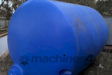 (7737) Poly Tank with Thicker Walls for Holding Molasses (Bendigo, VIC)