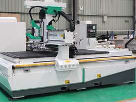 AARON 2860*1260mm 12 Linear tool Auto changer nesting woodworking CNC Machine 2812 - picture0' - Click to enlarge