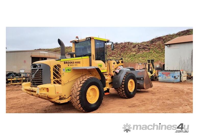 caption 2017 VOLVO L110F | 8000Hrs | FOR SALE