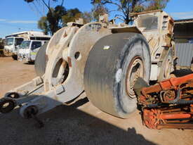 2010 CATERPILLAR R2900G LHD UNDERGROUND LOADER - picture0' - Click to enlarge