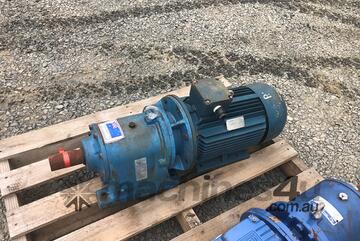 Geared Unit Genat Wood Motor 9kw 120 Rpm