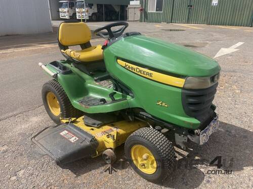 2006 John Deere X320 Underbelly Ride On Mower