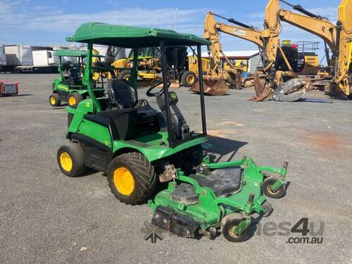 John Deere 1580 Terrain Cut Ride On Mower (Out Front)