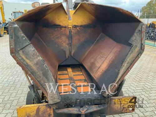 CAT AP300FLRC Asphalt Pavers