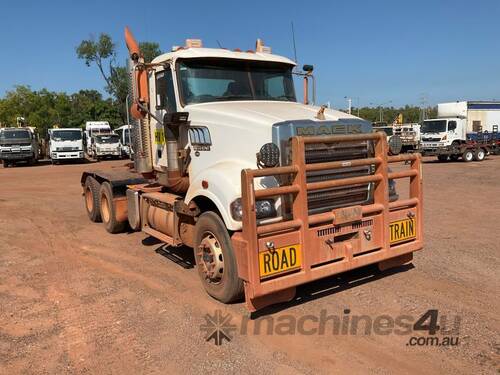 2019 Mack Trident Prime Mover Day Cab