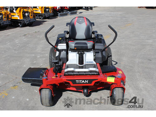 Toro Titan 54