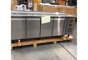 GN4100TN TROPICALISED 4 Door Gastronorm Bench Fridge
