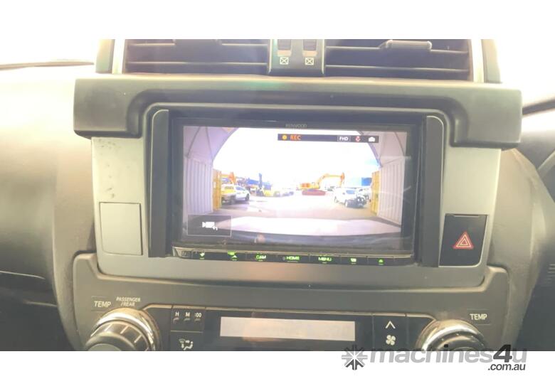 caption 2013 Toyota Landcruiser Prado GXL Diesel