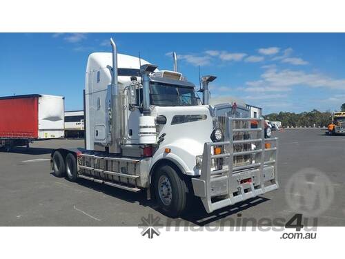 caption Kenworth T909