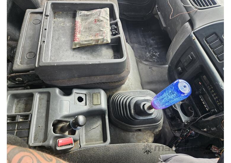 caption 2006 Isuzu FSR F3 4x2 Tray Truck (Sold With Pallets On Truck)