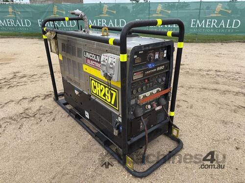 caption LINCOLN ELECTRIC VANTAGE 580 WELDER