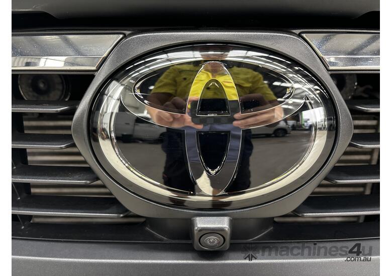 caption 2022 Toyota Hilux Rogue 4x4 Dual Cab Utility (Diesel) (Auto)