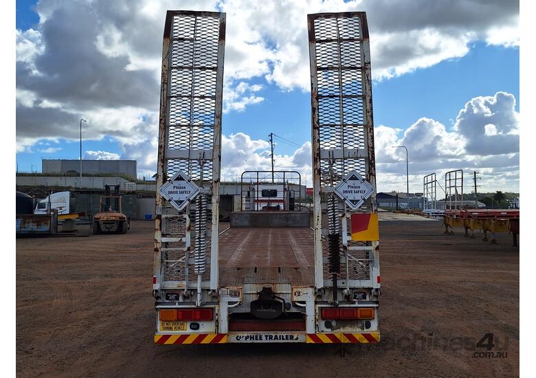 caption 2006 OPhee Tri Axle Semi Trailer Tri Axle Drop Deck Trailer