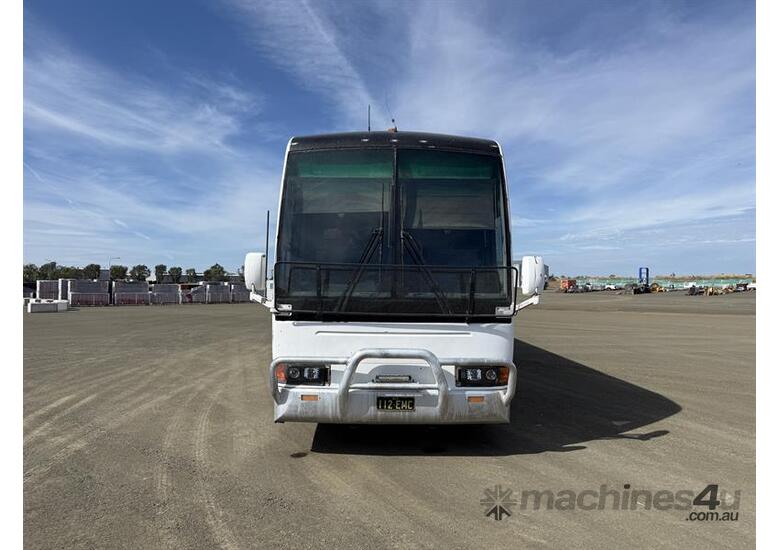 2001 VOLVO B7R COACH