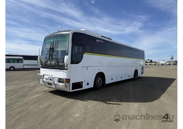 2001 VOLVO B7R COACH