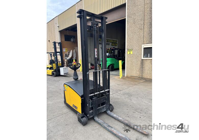 Counterbalance Walk Behind Stacker Forklift 