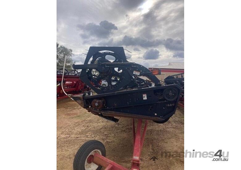 caption 2009 CASE IH 2152 40' DRAPER FRONT