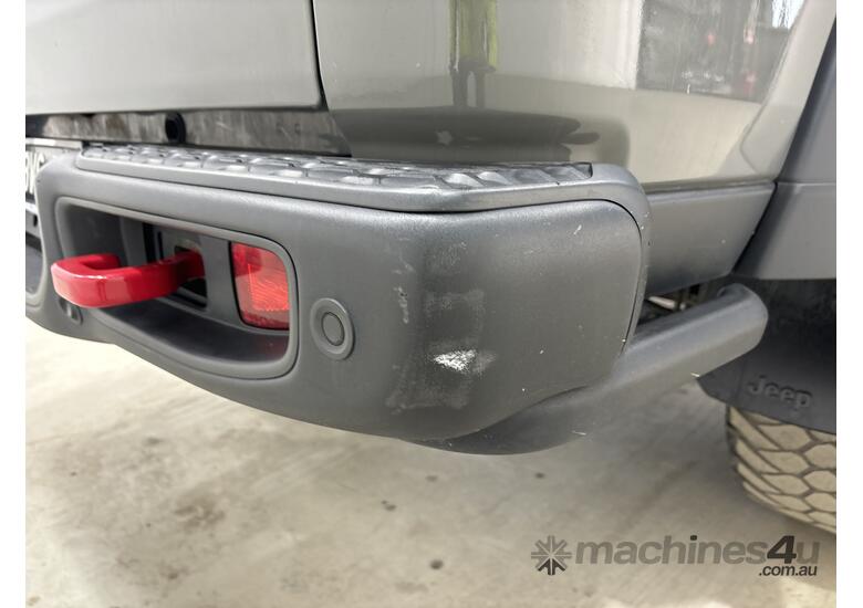 caption 2022 Jeep Gladiator Rubicon 4x4 Dual Cab Utility (Petrol) (Auto)
