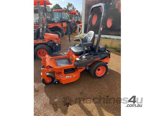 Kubota Zero Turn Mower With 42 Inch Cutting deck