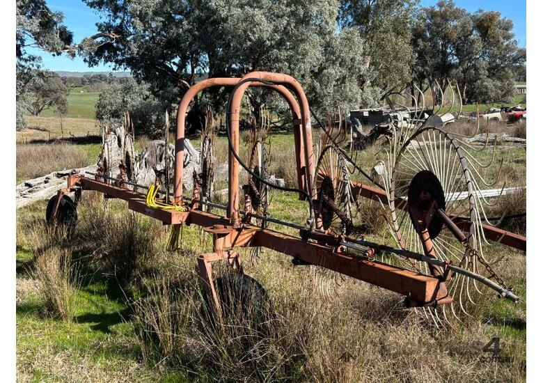 caption Bonel hay rake