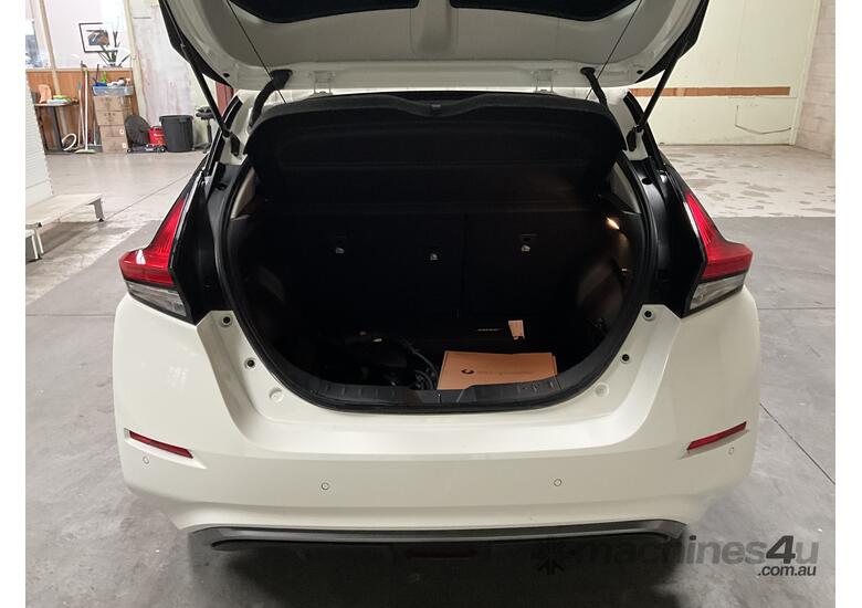 caption 2022 Nissan Leaf ZE1 Electric **Ex Defence**