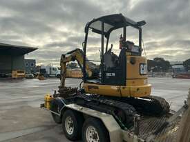 Caterpillar 302.7D CR Excavator (Rubber Tracked) - picture0' - Click to enlarge
